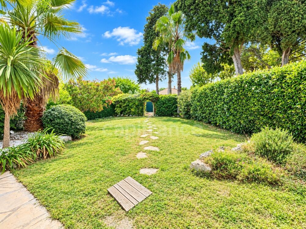 Vente Maison Maison à vendre 5 pièces MOUGINS (06) Mougins