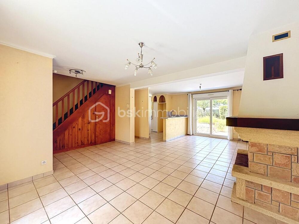 Vente Maison EN EXCLUSIVITE à VERNEUIL L'ETANG  Maison de 140 m2 avec 4 chambres, garage et terrain 600 m2 Verneuil l etang