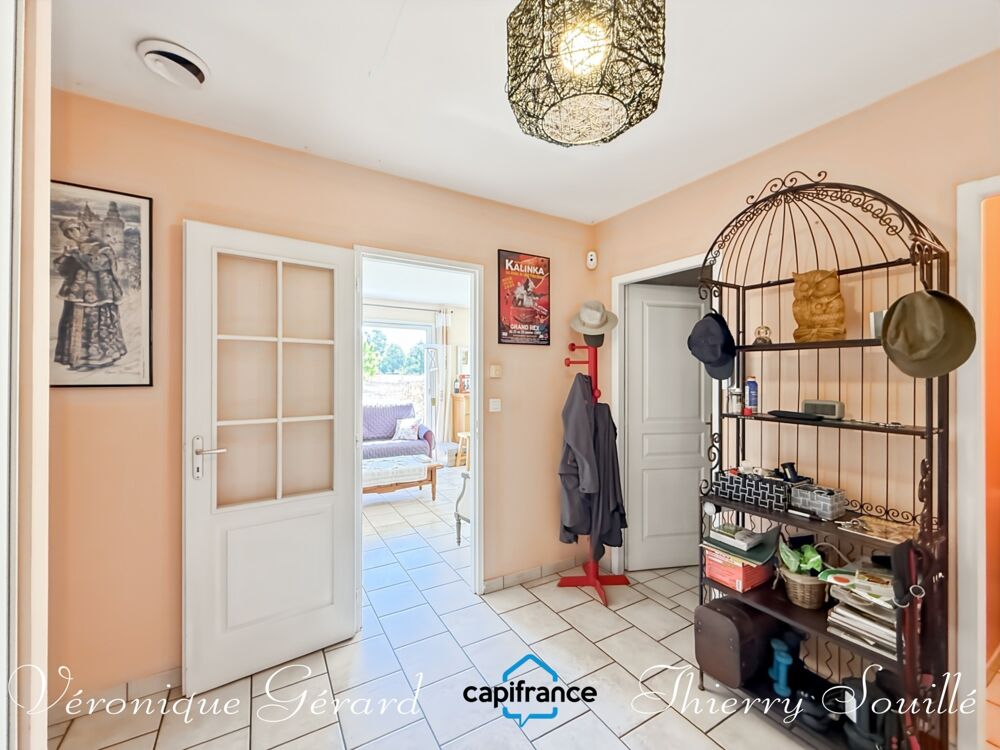 Maison en viager libre à vendre, 6 pièces MONTPON MENESTEROL (24)