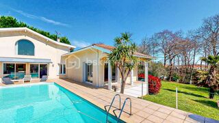  Propri�t�/ch�teau � vendre 11 pi�ces 375 m�