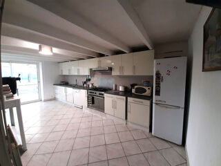  Maison à vendre 6 pièces 195 m²