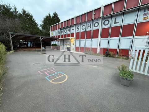 ENTREPOT/BUREAUX 800 M&sup2; A LOUER ERP –CENTRE CULTUEL / CULTUREL – OZOIR 6000 77330 Ozoir la ferriere