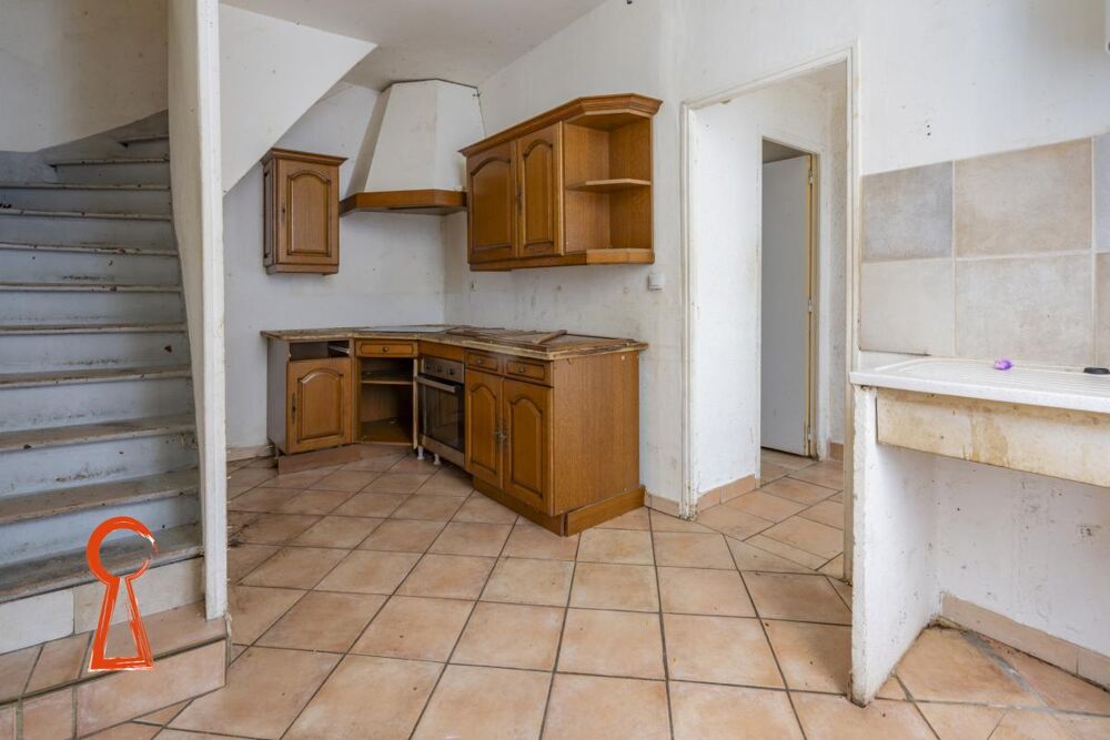 Vente Immeuble Immeuble de 12 appartements – AUXERRE – Au cœur du quartier historique – Proche Cathédrale Auxerre
