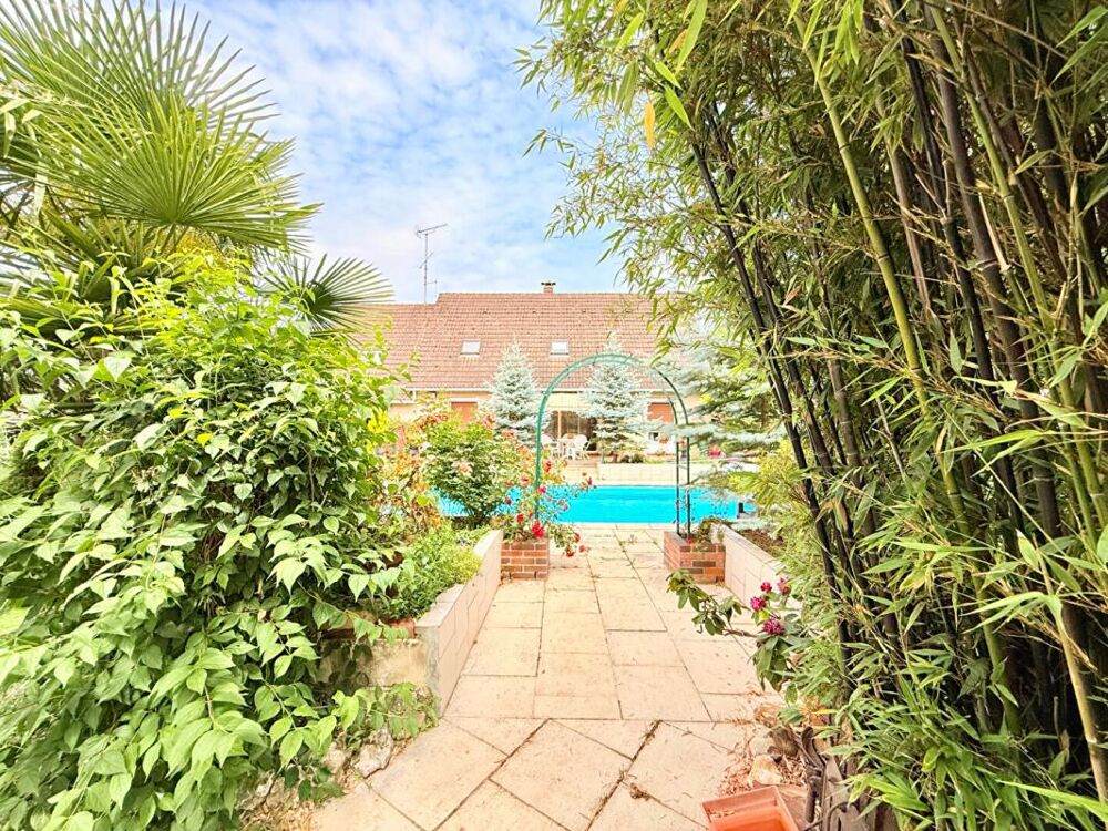 Vente Maison Maison de caractère 250 m² , 10 pièces sur Terrain 1000 m² à Joigny Joigny