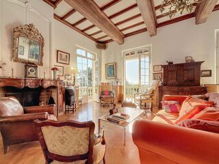  Maison � vendre 10 pi�ces 280 m�