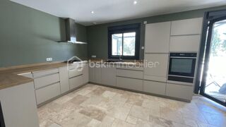  Villa � vendre 4 pi�ces 160 m�