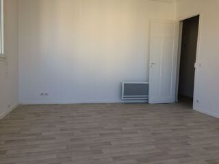  Appartement à louer 2 pièces 44 m²