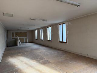  Immeuble à vendre 140 m²