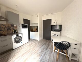  Appartement à louer 2 pièces 27 m²