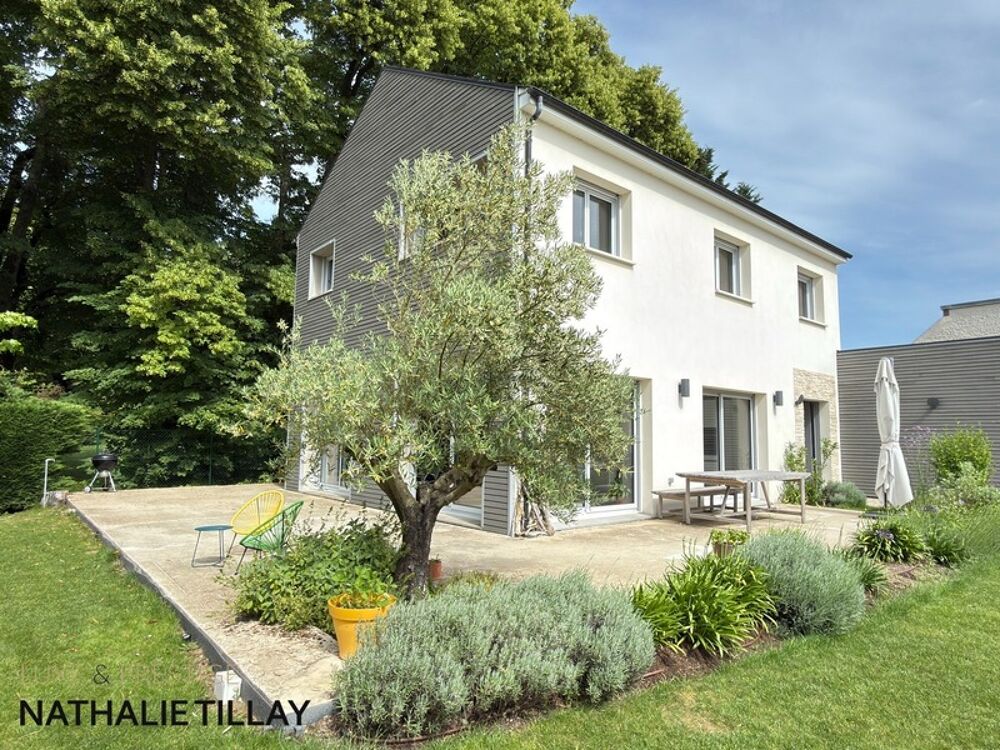 Maison d'architecte de 2021 , a vendre , a SAINT JEAN DE BRAYE , exclusivite