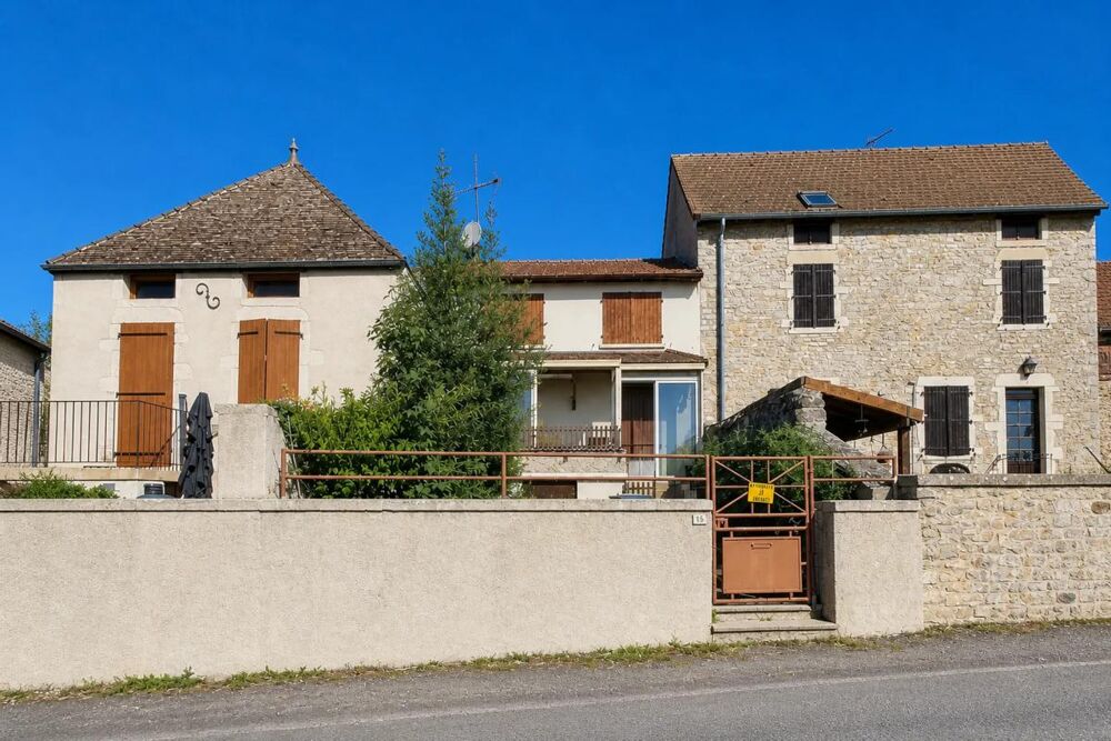 Vente Maison Maison de 4 pièces, 86 m² au centre de Moroges - À RENOVER Moroges