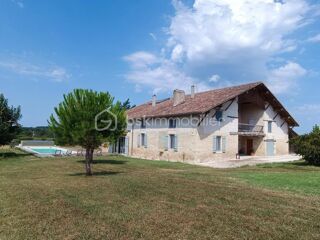  Propri�t�/ch�teau � vendre 14 pi�ces 554 m�