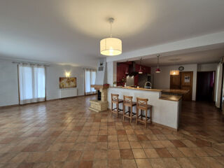  Maison � vendre 10 pi�ces 291 m�