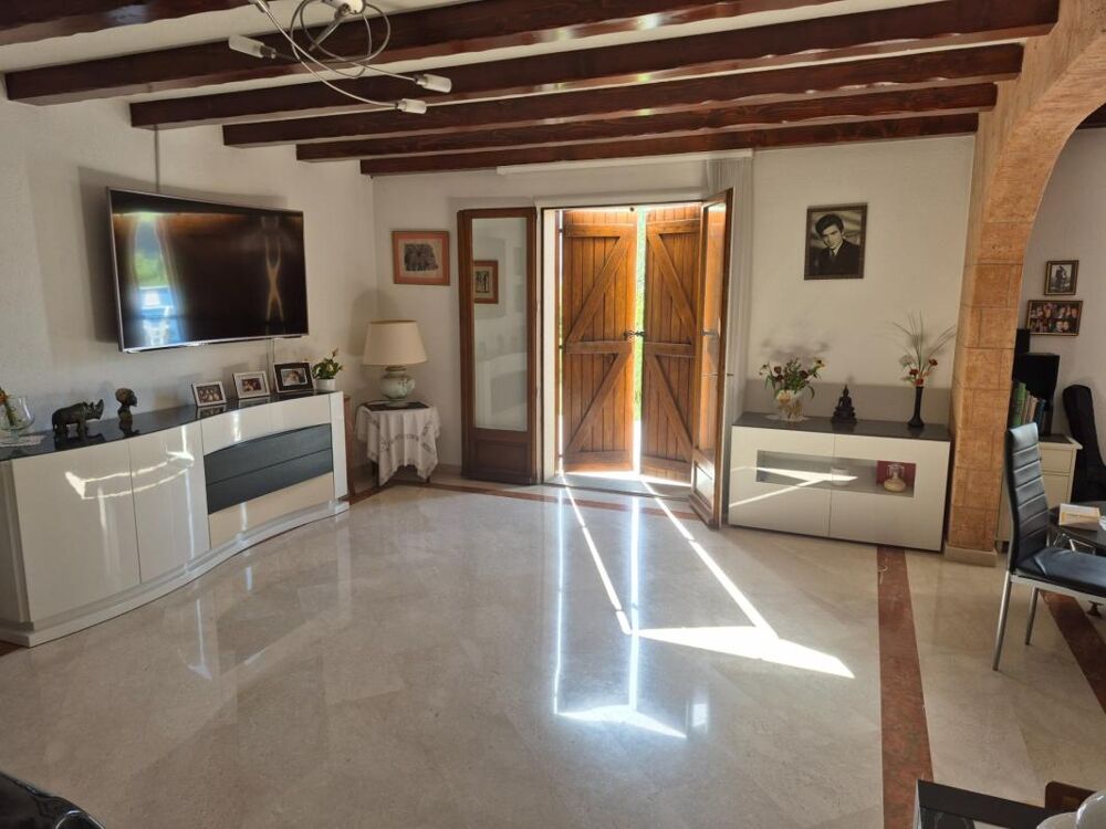 Maison à vendre 8 pièces BURDIGNIN (74)