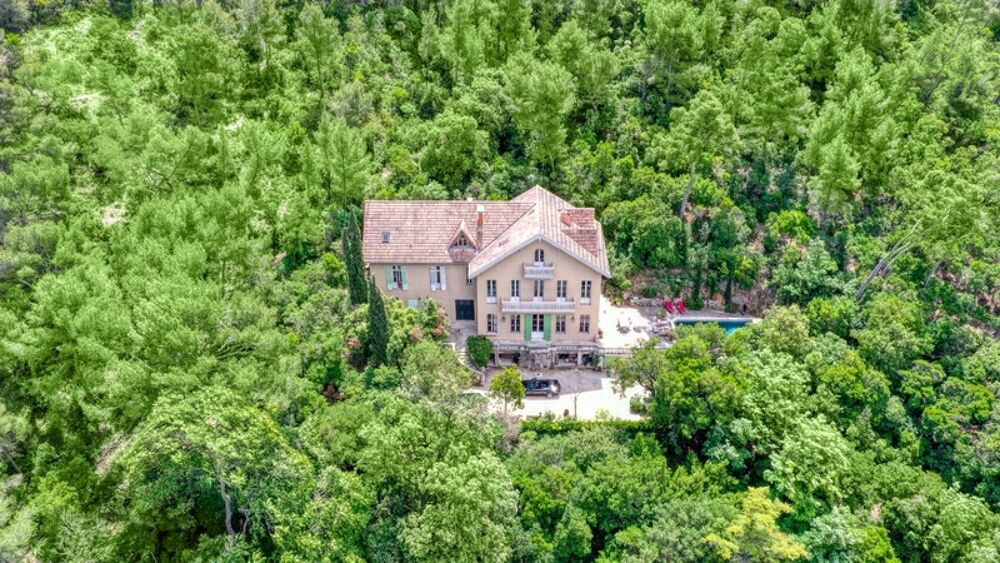 Vente Propriété/Château Marseille 9éme, Parc National des Calanques, Maison de Maître de 500 m² avec son parc de 2 Hectares , 11 studios Marseille 9