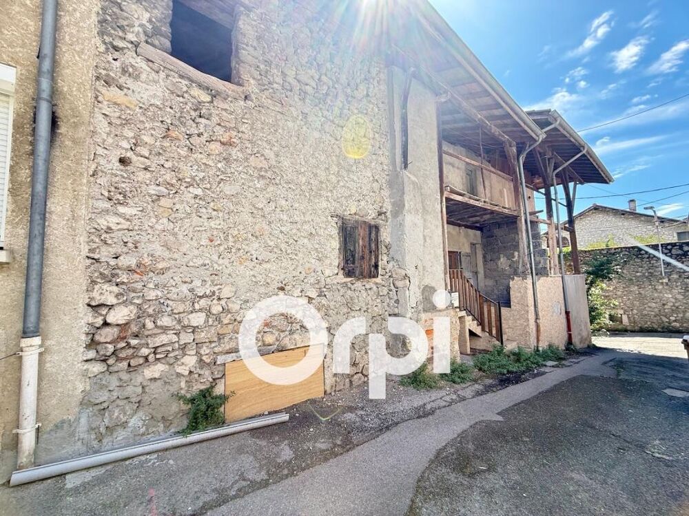 Vente Maison LUMBIN – Maison de ville de 114 m² à rénover Lumbin