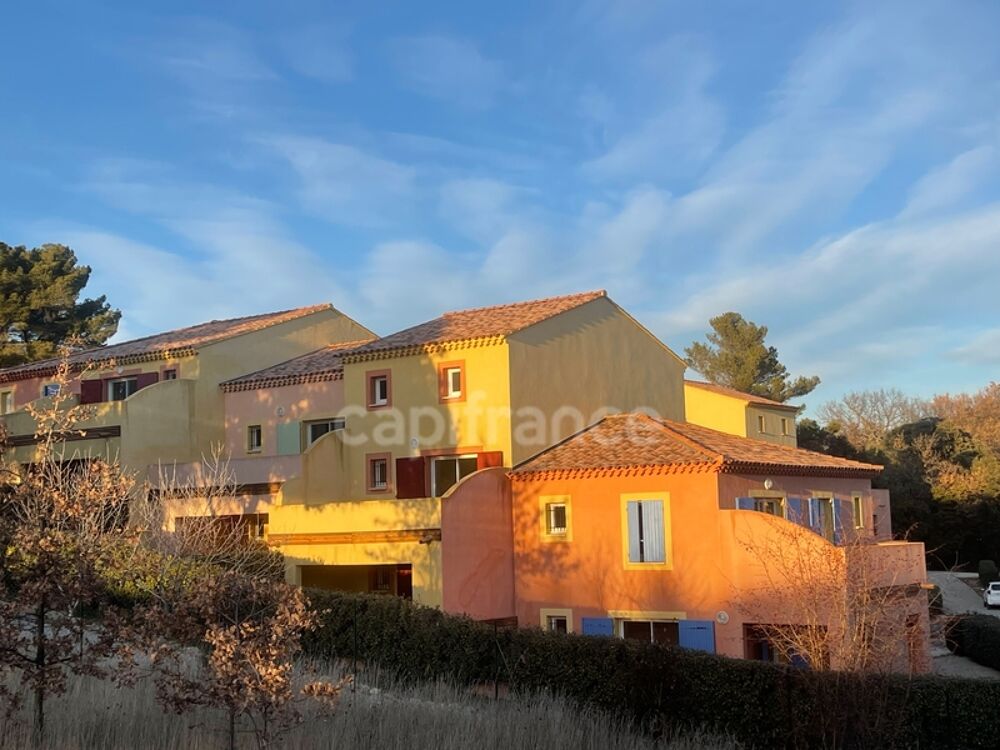 Vente Appartement À vendre – Superbe appartement T2 de 60 m² dans résidence sécurisée à proximité du village de Roussillon Roussillon