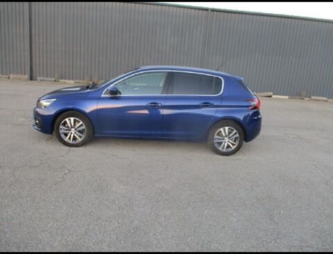 308 II PTECH 130 EAT8 ALLURE 2019 occasion 03100 Montlu&ccedil;on