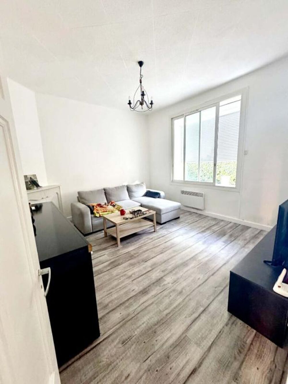 Appartement Istres 2 pièce(s) Avec Terrasse et Beau JARDIN