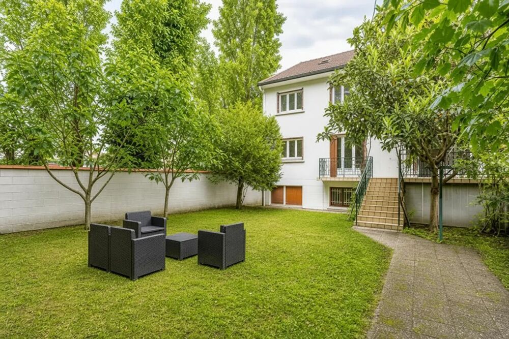 Maison 15 pièces 220 m² · à Drancy · 220 m² · 660 000 €