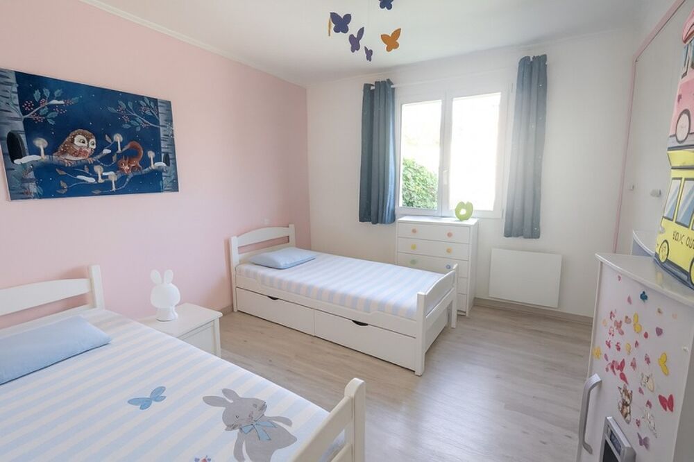 à vendre  Maison Eyguières (13430)