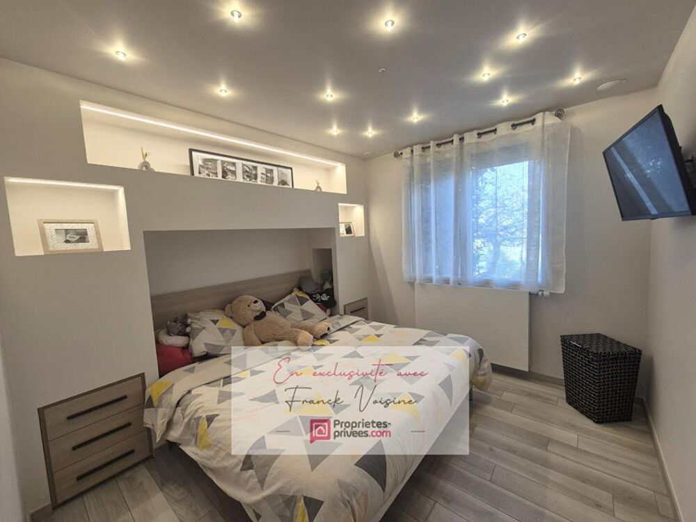 A VENDRE en Exclusivité aux Epesses, maison de 193 m2 avec 4 chambres sur une parcelle de 753 m2 env