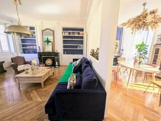  Appartement � vendre 5 pi�ces 151 m�