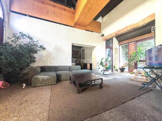  Maison à vendre 10 pièces 211 m²