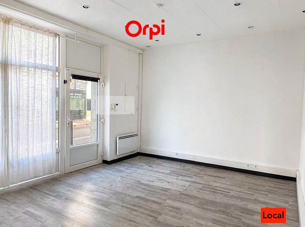 Vente Immeuble Immeuble de rapport rénové - Local commercial et appartement - Rendement +9 % Saint etienne de saint geoirs