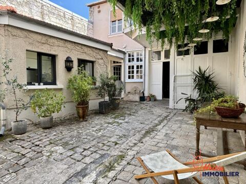   Magnifique maison bourgeoise au coeur du centre-ville avec jardi Maison - 12 pi�ce(s) - 341 m�