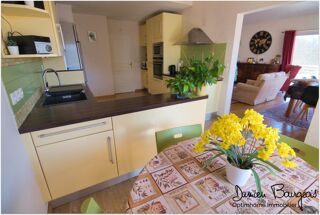  Appartement à louer 7 pièces 156 m²