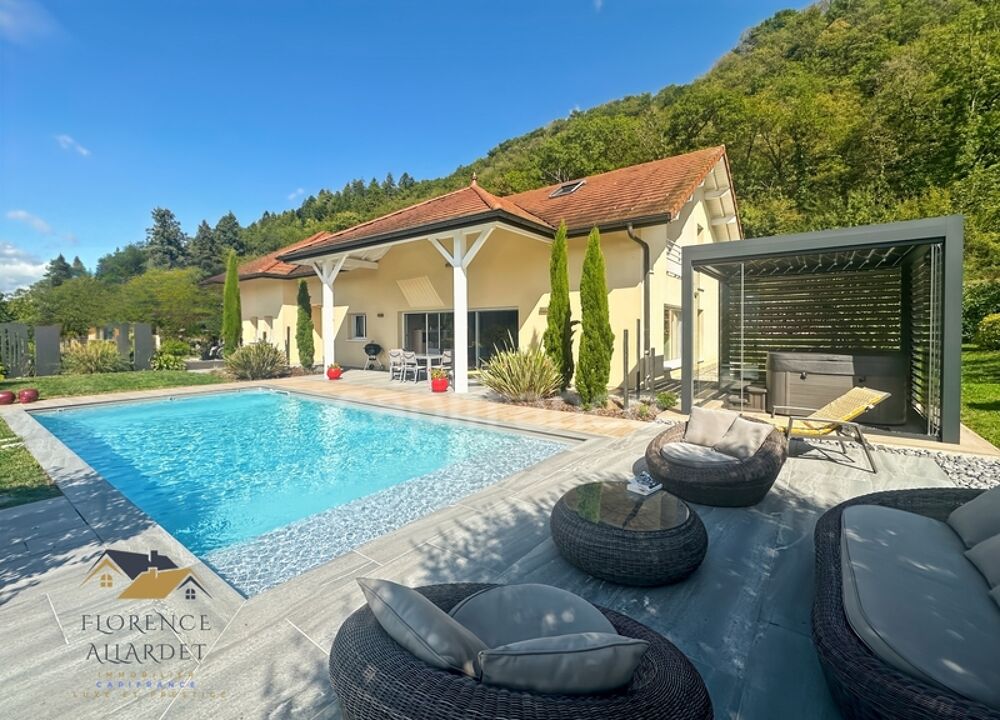 VILLA CONTEMPORAINE ENTRE ANNECY, GENÈVE ET AIX-LES-BAINS  VOLUMES DEXCEPTION & ESPRIT RESORT PRIVÉ