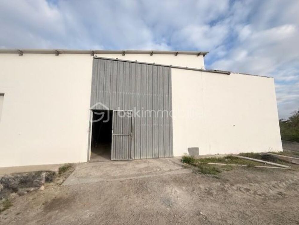Vente Parking/Garage GARAGE XXL 90 m² + MEZZANINE – IDÉAL CAMPING-CAR / BATEAU – RARE Notre dame de monts