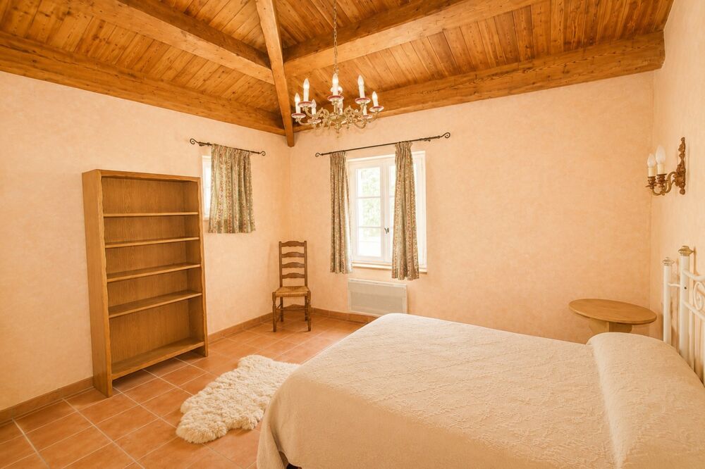 à vendre  Propriété/château Saint-Étienne-de-Serre (07190)
