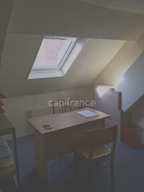 Local/bureau à louer ROUBAIX (59) Bureau 9 m²- Hôtel de ville- ZFU QPPV (3ème étage) 199 59100 Roubaix