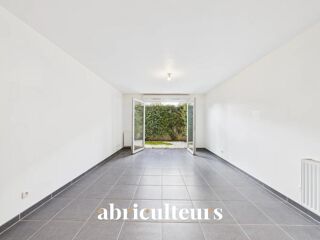 Vente Appartement Appartement 2 chambres - DPE C - Immeuble de 2011 - 2 chambres -terrasse de 13,75m2  - 1 parking - Espace vélo - 26 rue des gren Nantes
