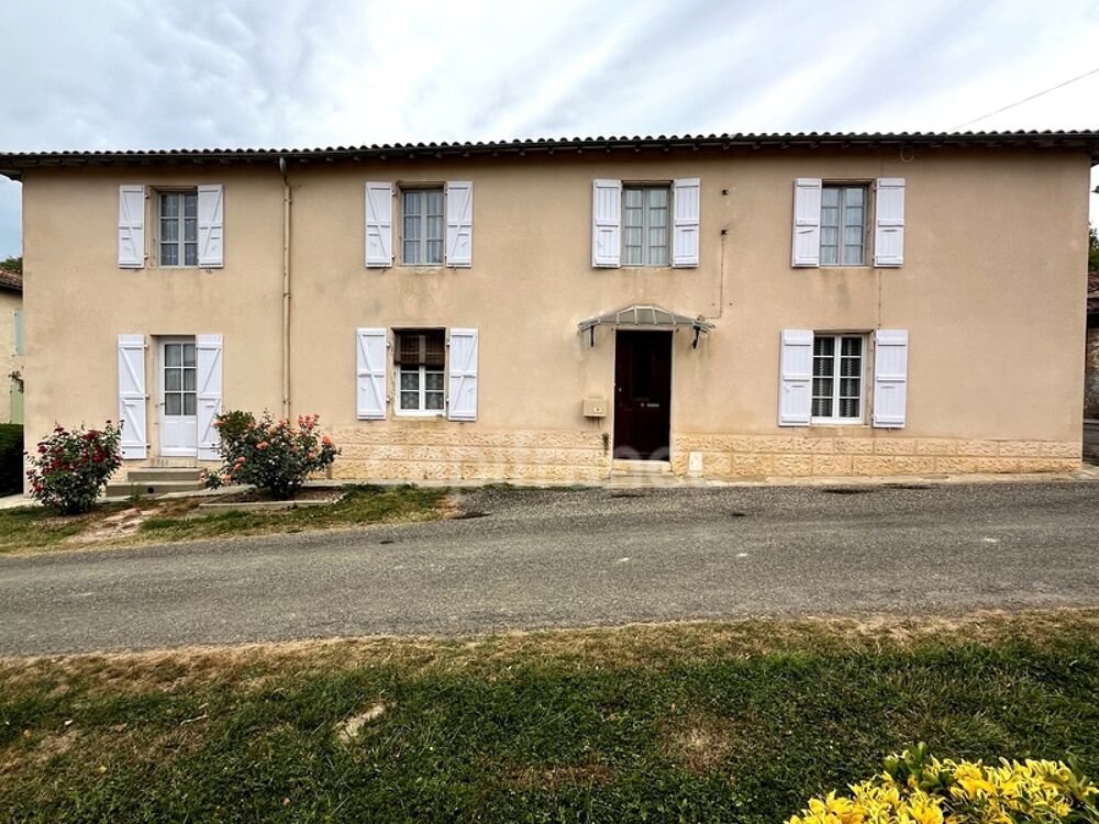 Vente Maison A vendre et rénover : Ancien corps de ferme 9 pièces, 6 chambres, au coeur d'un village proche de MAUVEZIN (32) Mauvezin