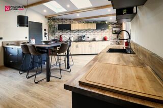  Maison � vendre 7 pi�ces 232 m�