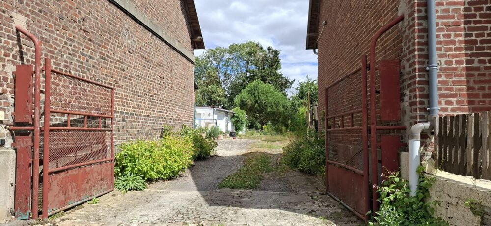 Maison indivuelle à vendre 6 pièces, Garage et Jardin ETREILLERS (02590)