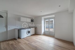 Vente Appartement UNE BELLE OPPORTUNITÉ AUX PORTES D'AIX-LES-BAINS – T1 BIS RÉNOVÉ AVEC TERRASSE ET PARKING PRIVATIF La biolle