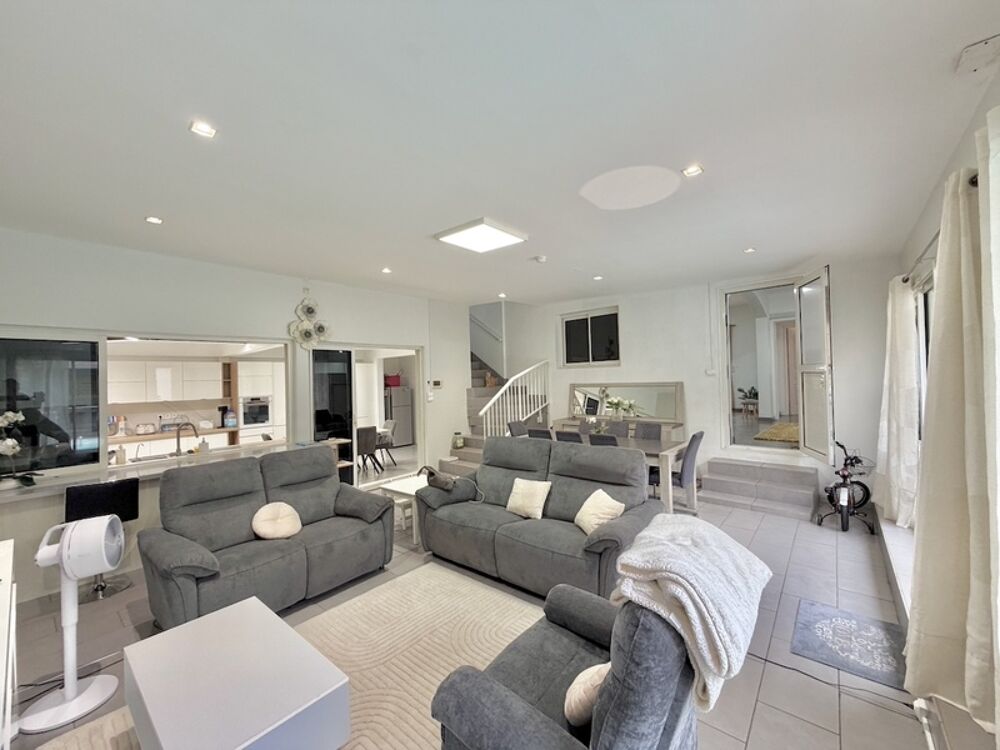 À VENDRE SAINT LOUIS (974)  Belle Villa T8 avec piscine  centre-ville