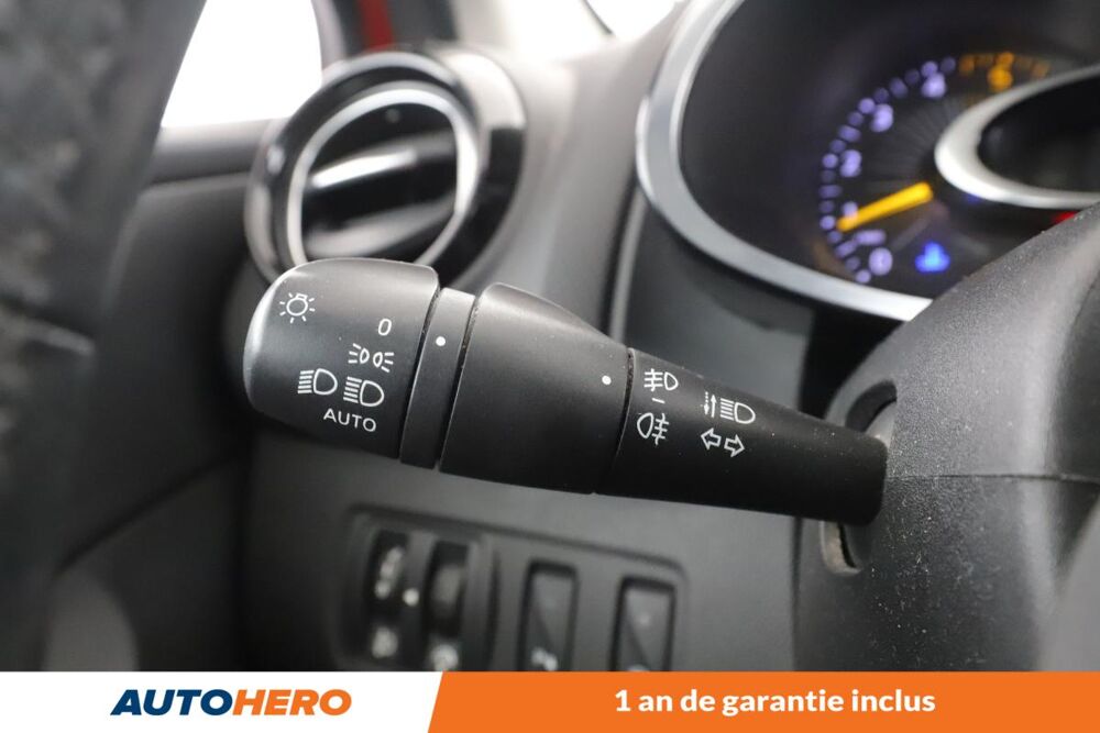 Clio 1.5 dCi Energy Intens 90 ch 2015 occasion 92130 Issy-les-Moulineaux