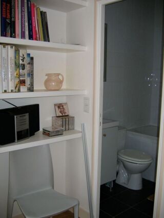  Appartement à louer 1 pièce 32 m²