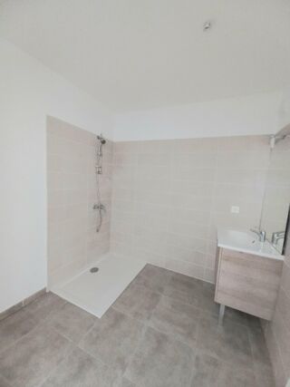  Appartement � louer 3 pi�ces 64 m�