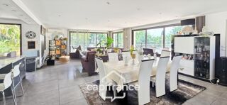  Villa � vendre 7 pi�ces 240 m�