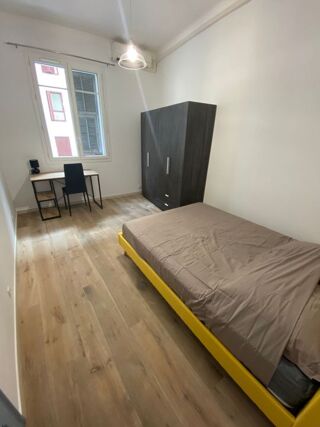 Appartement à louer 4 pièces 64 m²