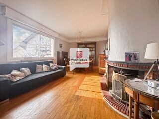  Maison à vendre 10 pièces 204 m²