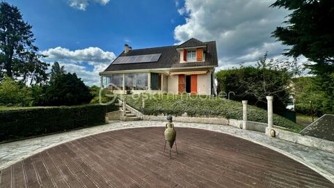   Maison familiale Maison - 7 pi�ce(s) - 183 m�