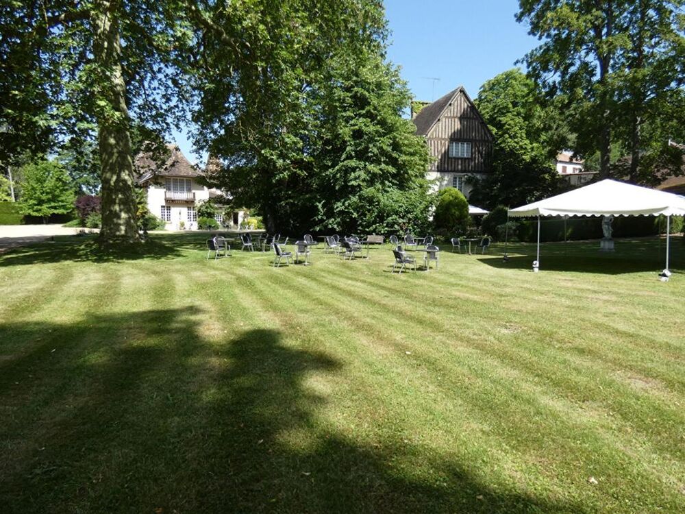 à vendre  Propriété/château Cherisy (28500)