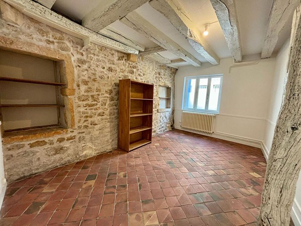 Appartement Nevers 3 pièce(s) 95 m2 - 2 chambres - Rez-de-chaussée - dépendance - pas de travaux